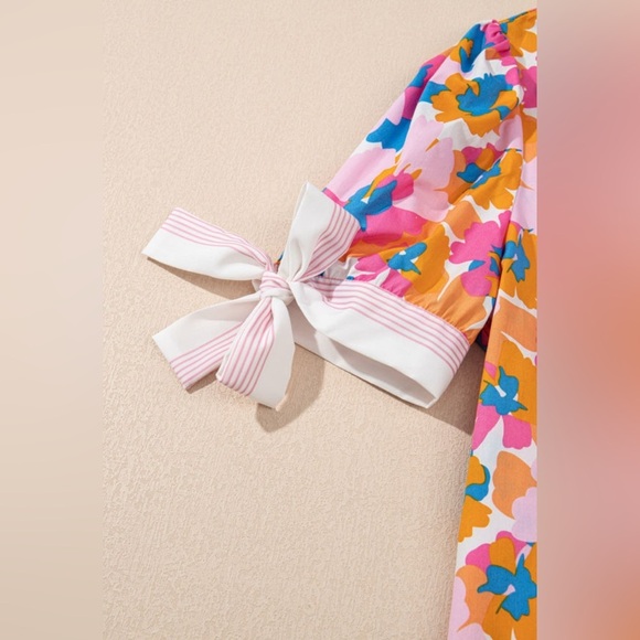 Vibrant Floral Blouse with Bow Sleeves - Picture 6 of 8
